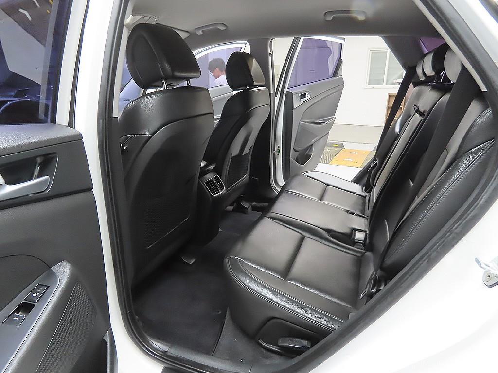 HYUNDAI Tucson - Vista 9