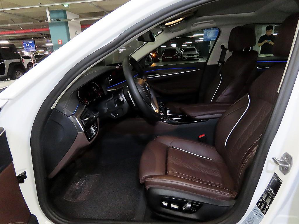 BMW 5 Series - Vista 8