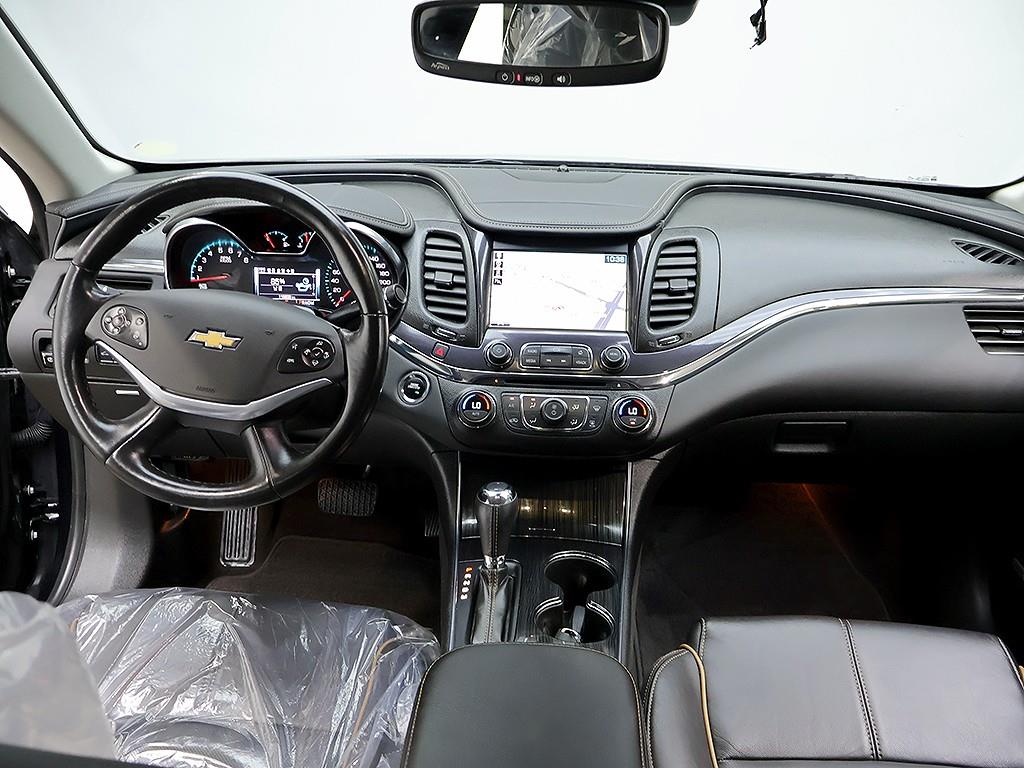 Chevrolet Impala - Vista 7