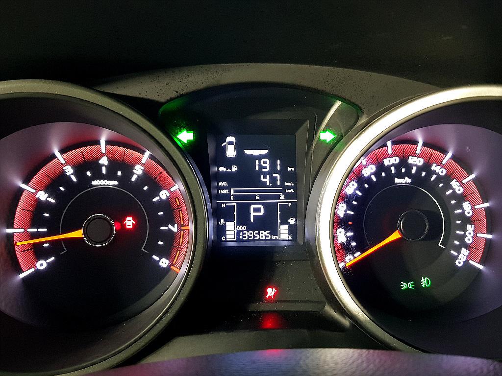 Ssangyong Tivoli - Vista 9