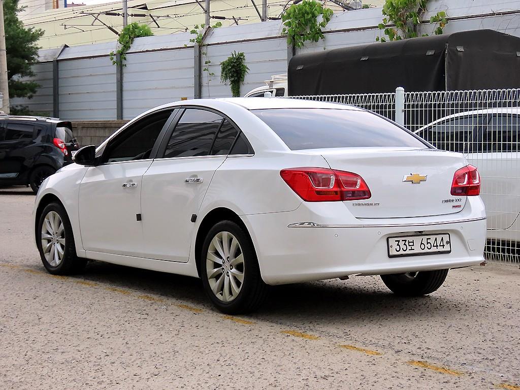 Chevrolet Cruise - Vista 3