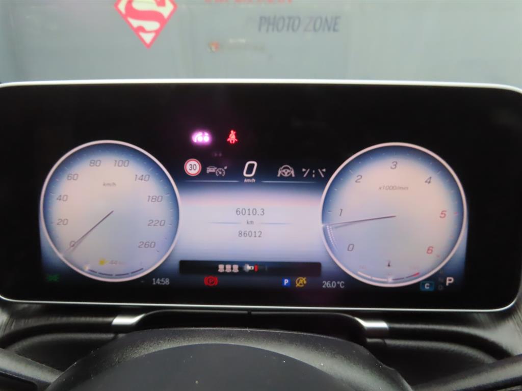 Mercedes Benz S Class - Vista 12