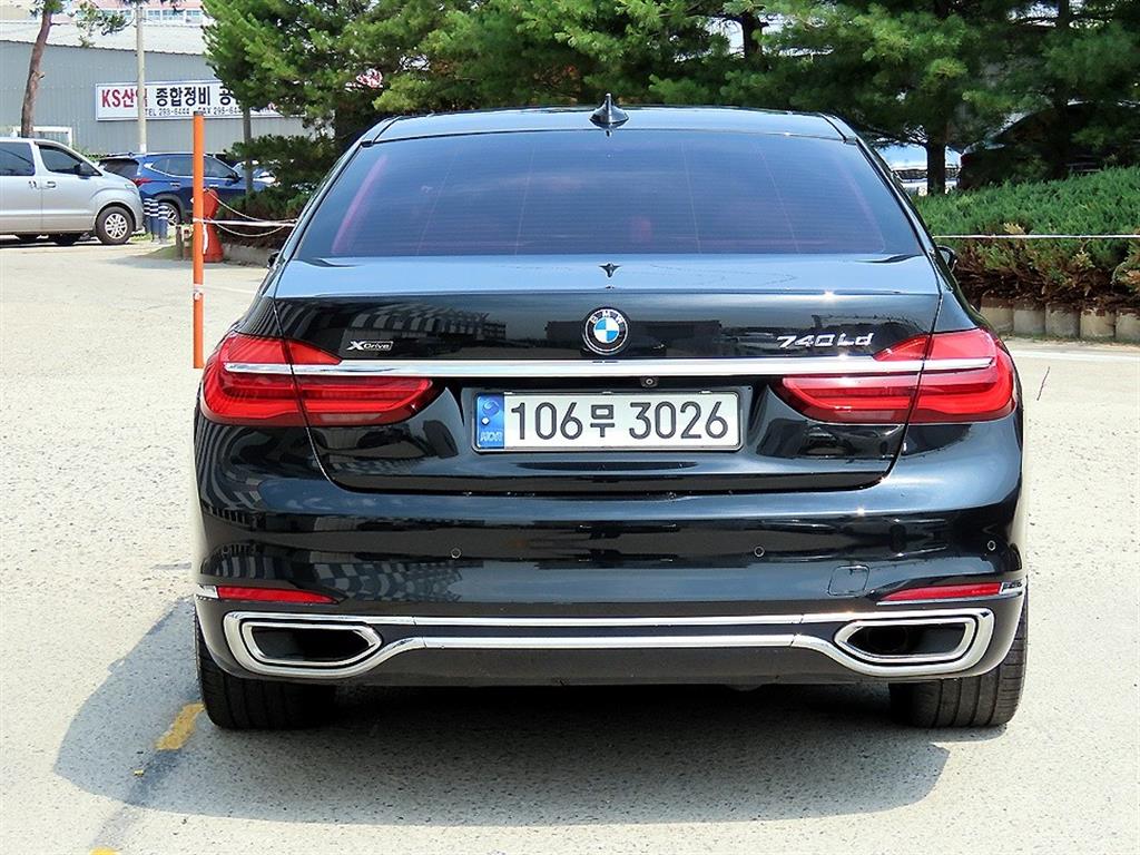 BMW 7 Series - Vista 6