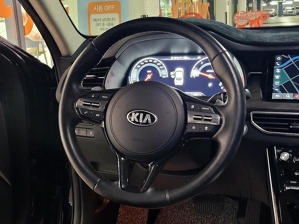KIA K7 - Vista 11
