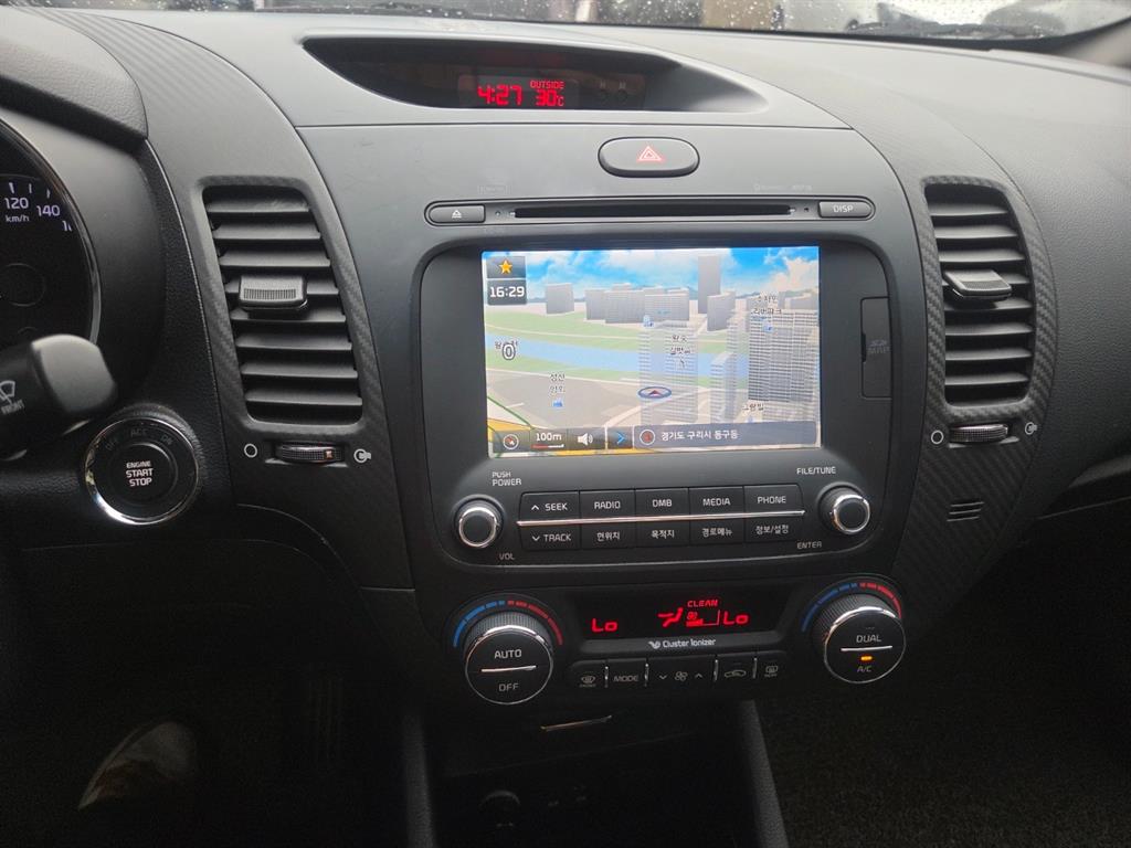 KIA K3 - Vista 9