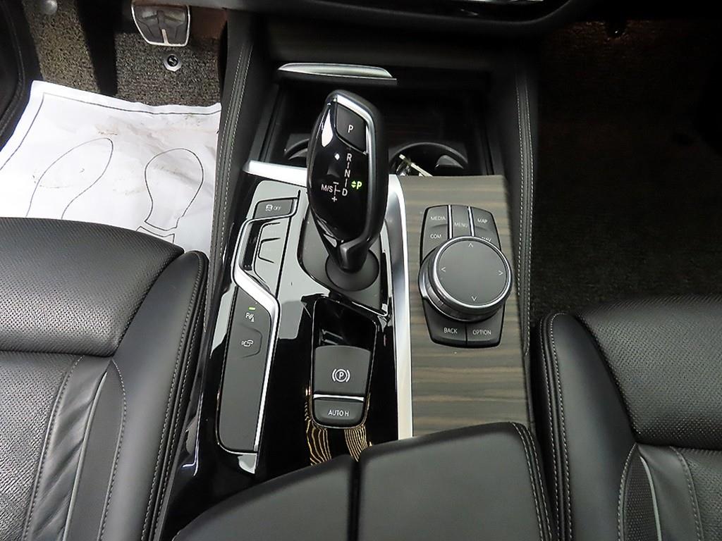 BMW 5 Series - Vista 12
