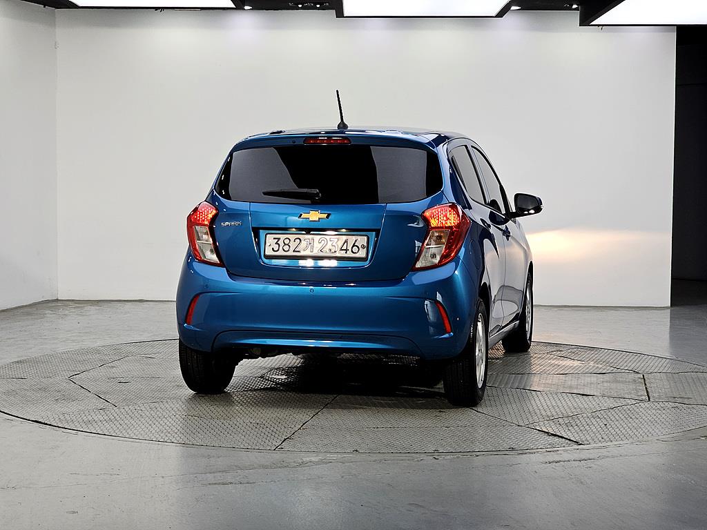 Chevrolet Spark - Vista 3