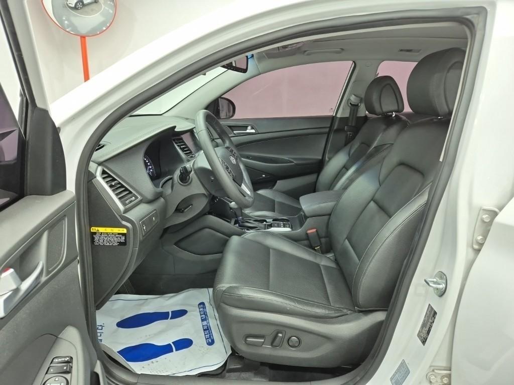 HYUNDAI Tucson 2017 Blanco - Importación desde Corea - HF Imports Iquique - Foto 13