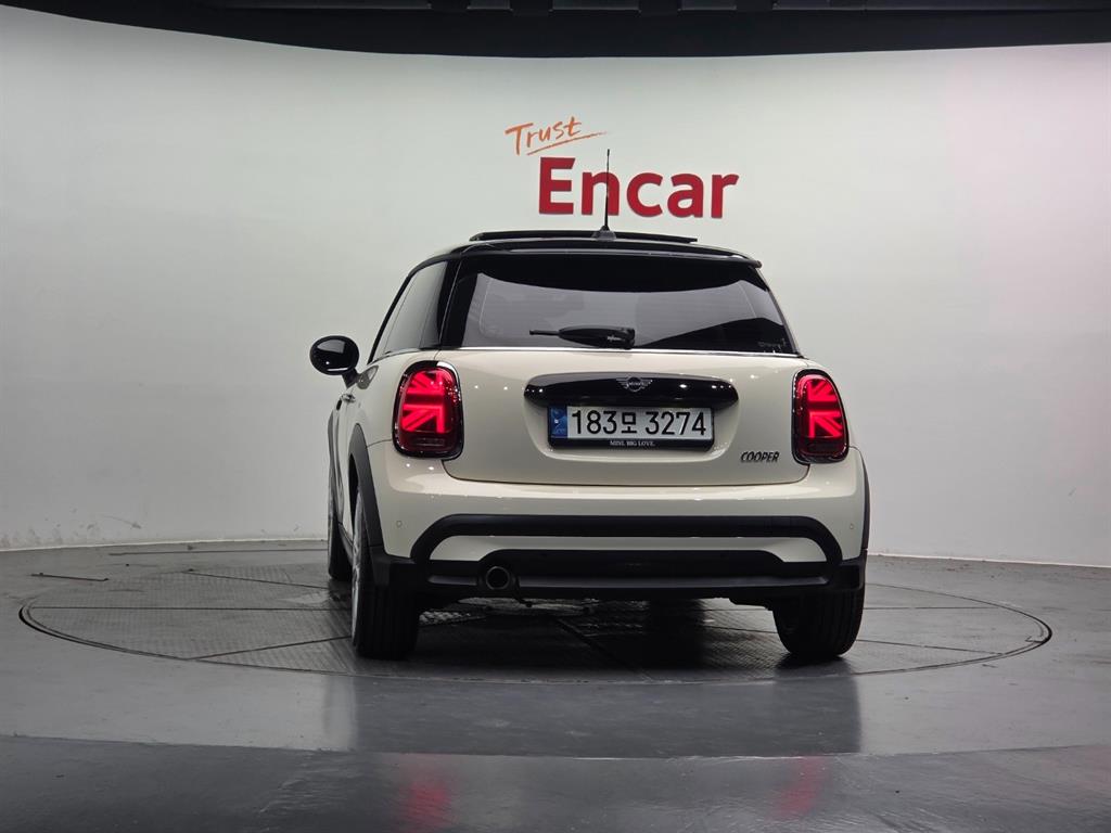 Mini Cooper - Vista 2