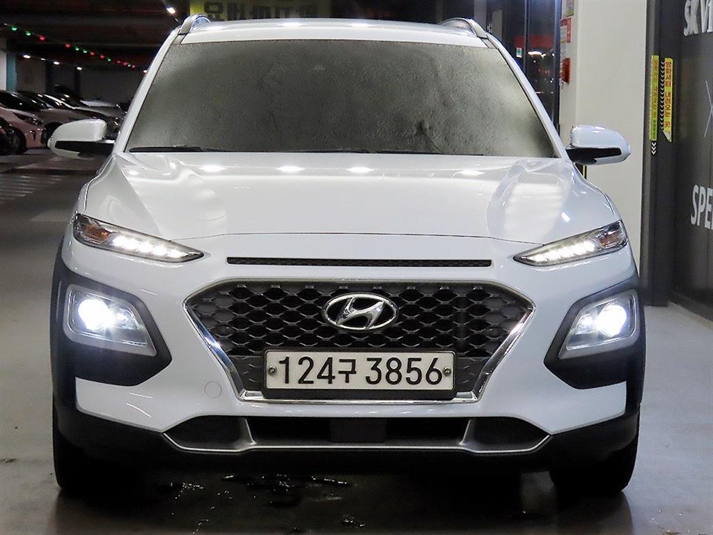 HYUNDAI Kona - Vista 2