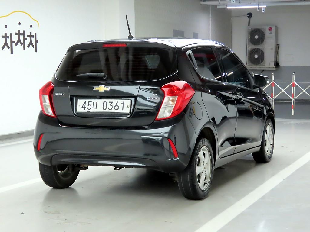 Chevrolet Spark - Vista 6