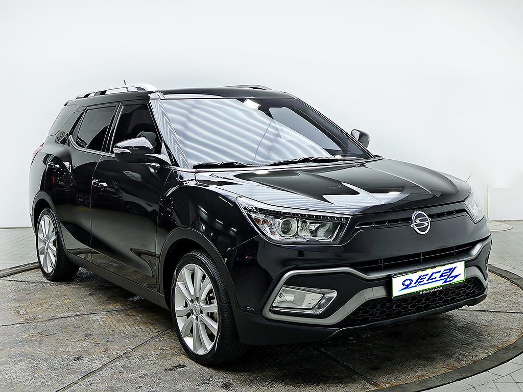 Ssangyong Tivoli - Vista 2