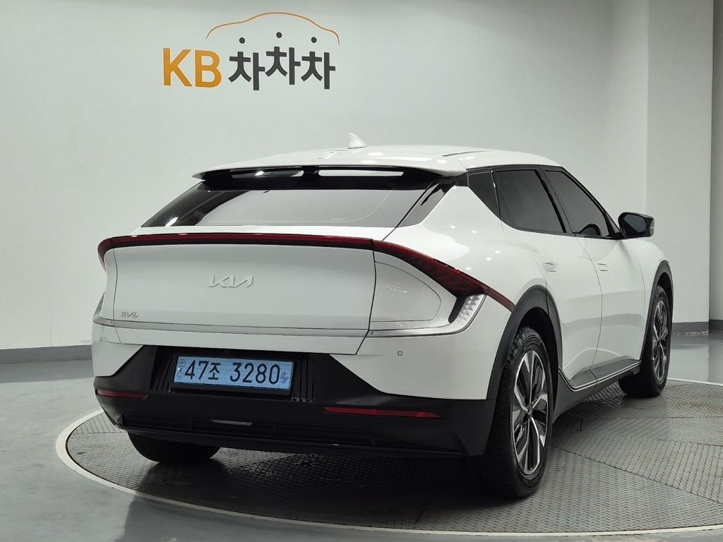 KIA EV6 - Vista 3