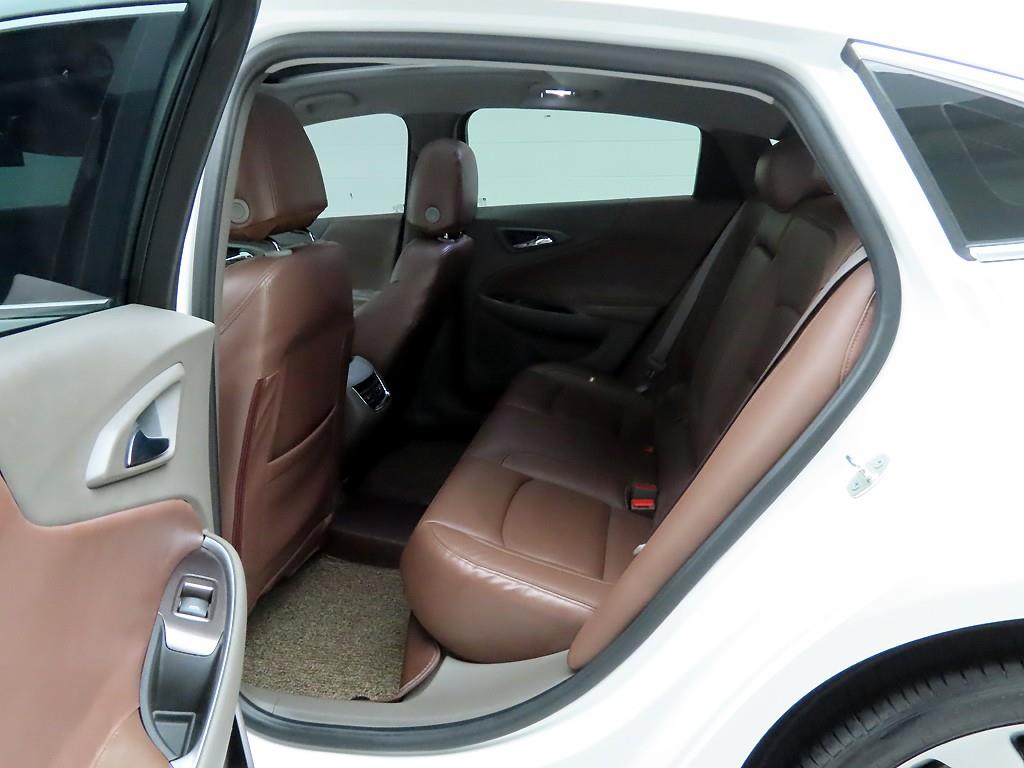 Chevrolet Malibu 2016 Blanco - Importación desde Corea - HF Imports Iquique - Foto 14