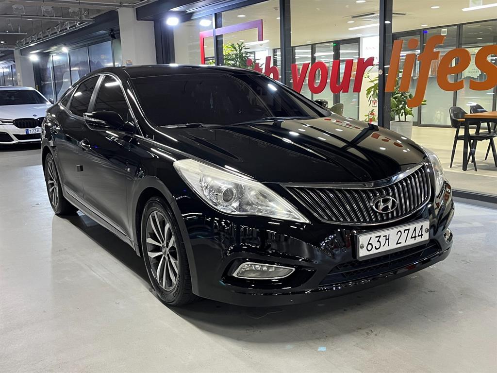 HYUNDAI Grandeur 2011 Negro - Importación desde Corea - HF Imports Iquique - Foto 1