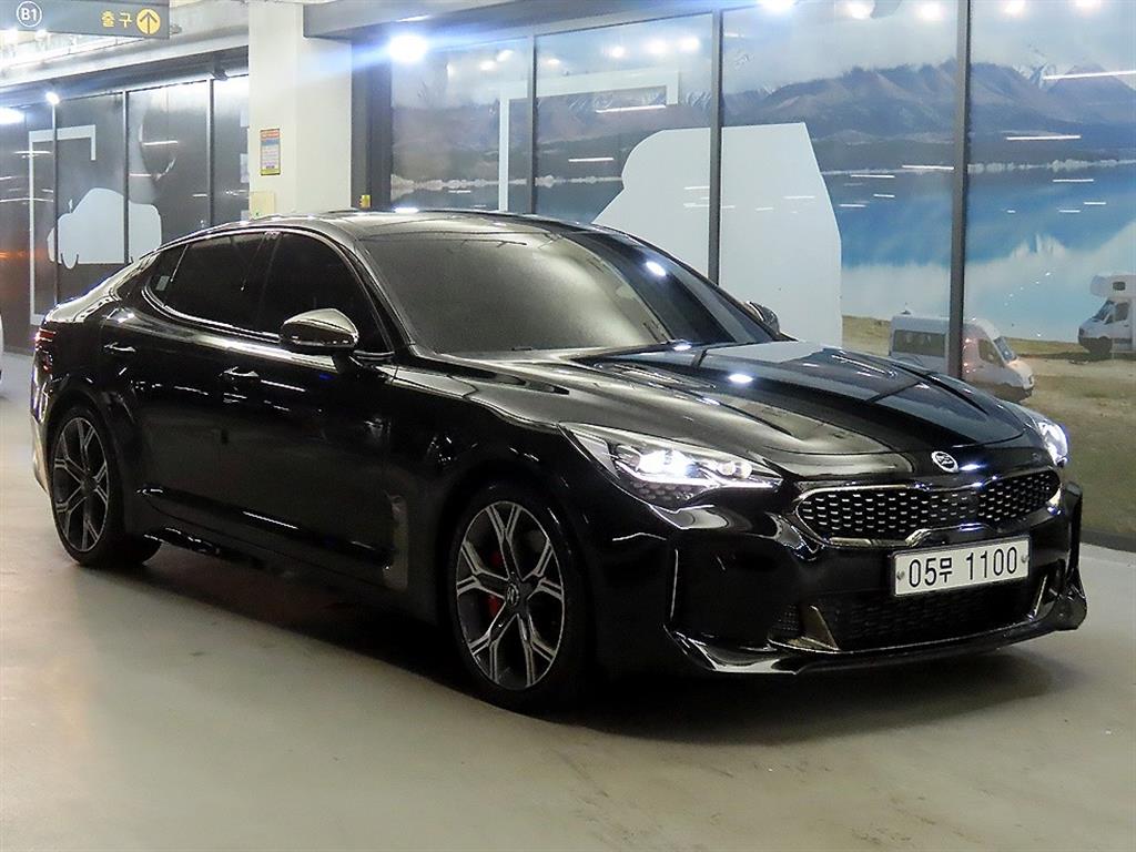 KIA Stinger 2017 Negro - Importación desde Corea - HF Imports Iquique - Foto 1