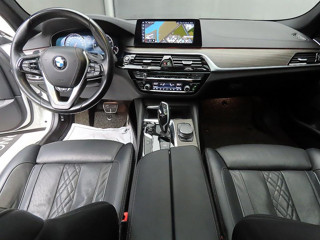 BMW 5 Series - Vista 9