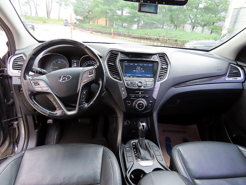 HYUNDAI Santa Fe - Vista 9