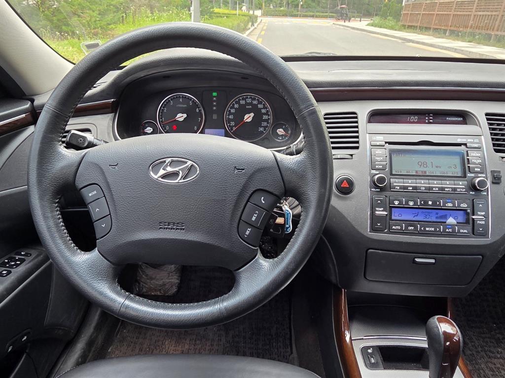HYUNDAI Grandeur 2008 Gris - Importación desde Corea - HF Imports Iquique - Foto 14