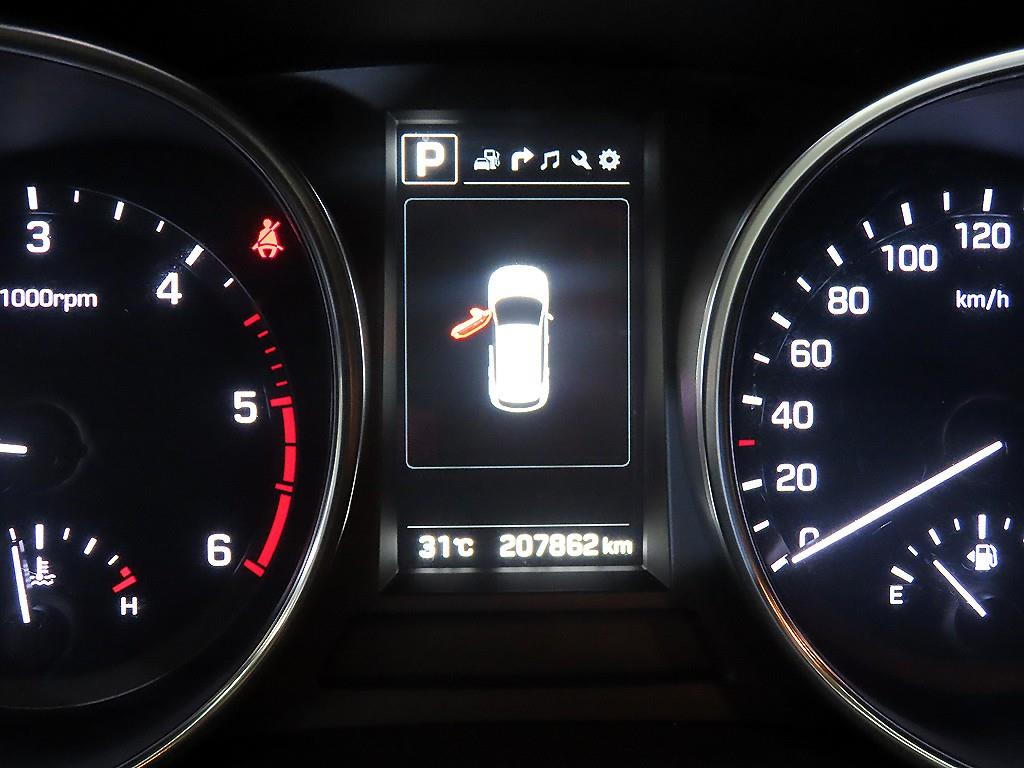 HYUNDAI Maxcruz - Vista 11