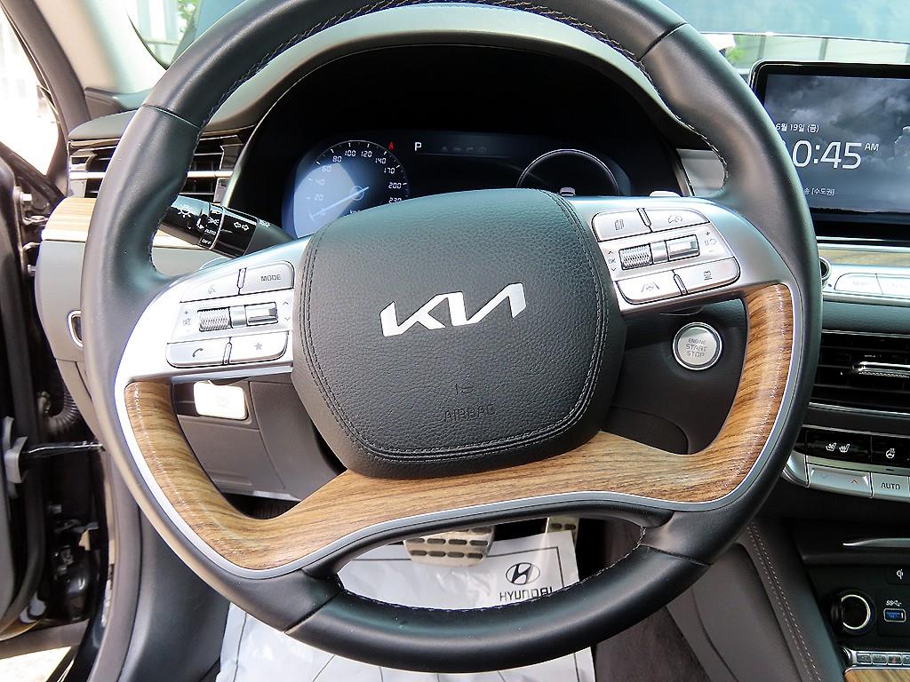 KIA K9 - Vista 10