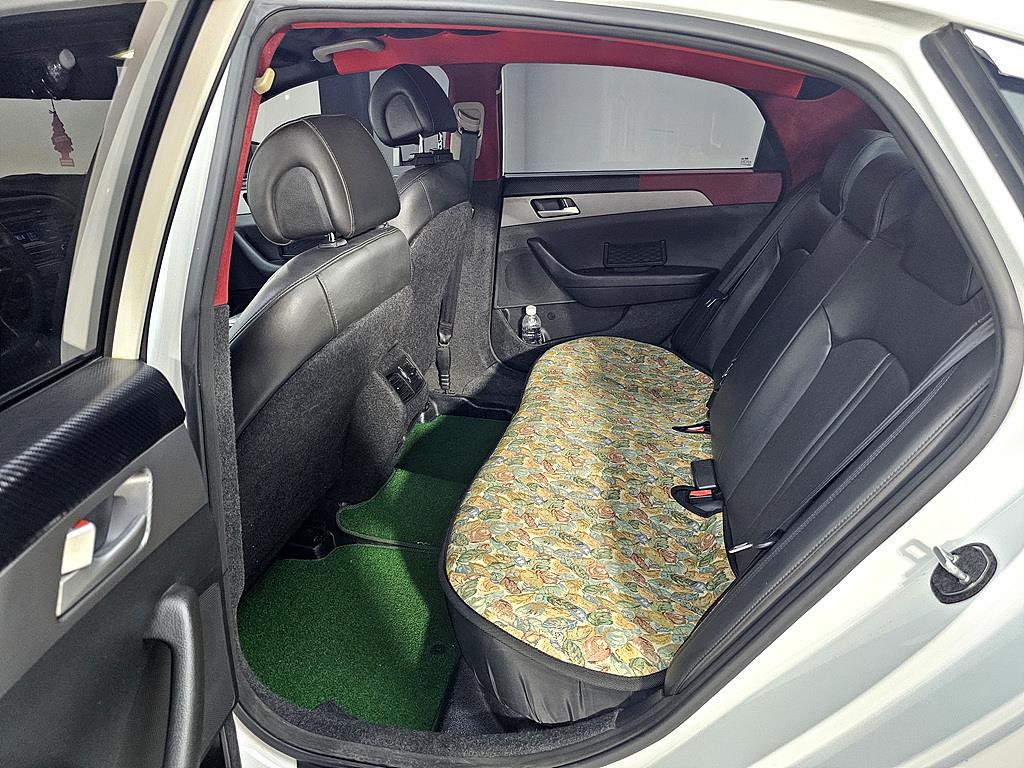HYUNDAI Sonata - Vista 11