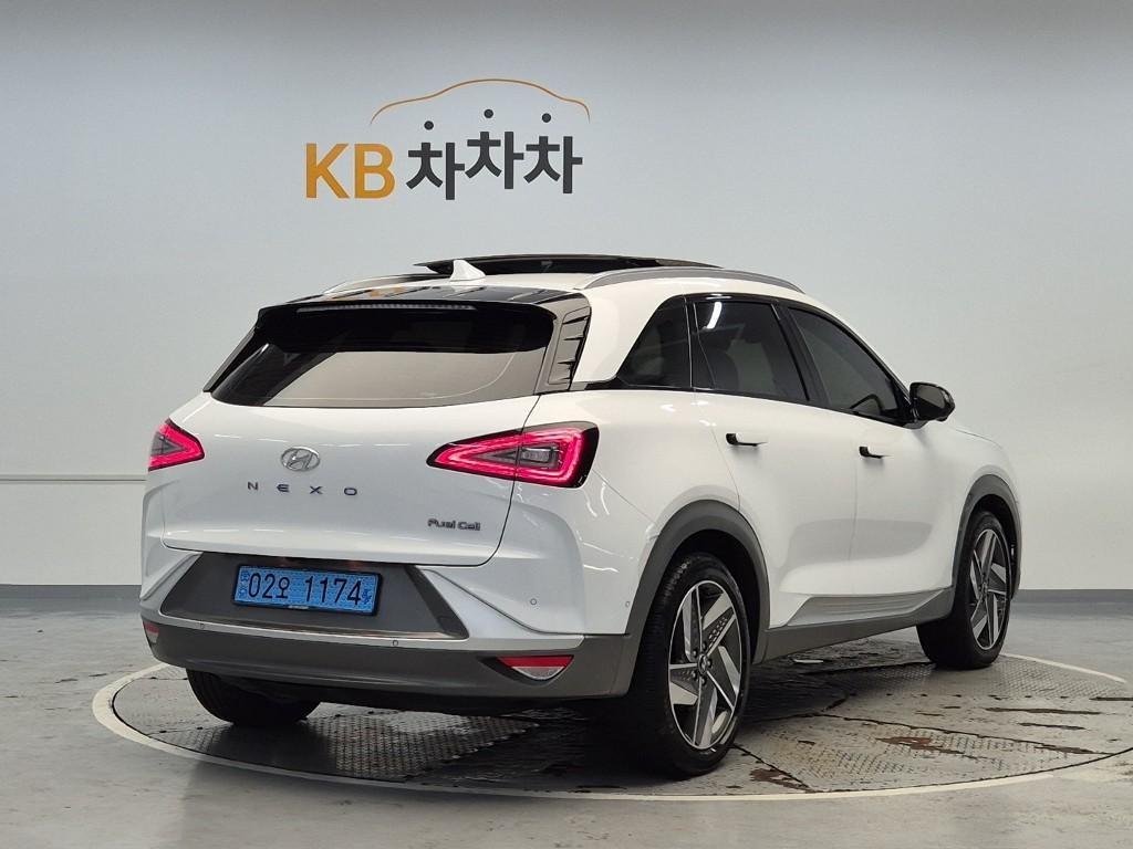 HYUNDAI Nexo - Vista 3
