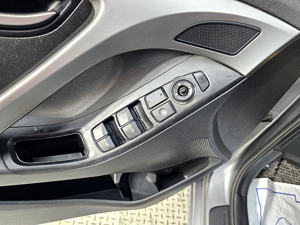 HYUNDAI Avante 2010 Gris - Importación desde Corea - HF Imports Iquique - Foto 14