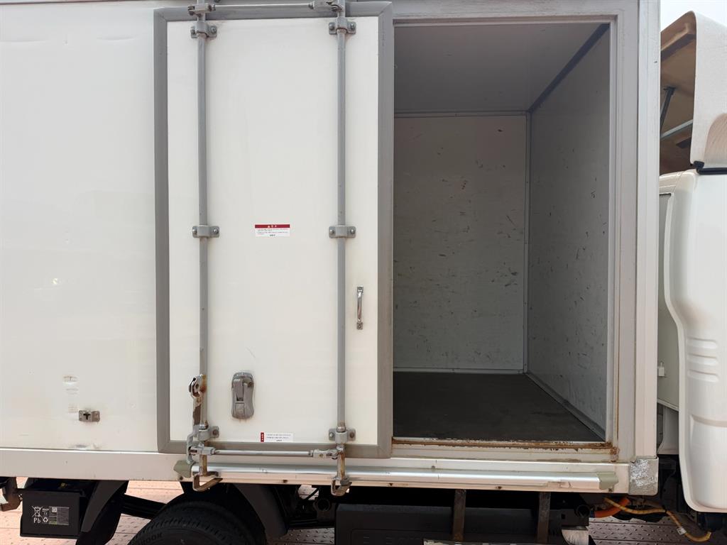 Small Truck Normal Box(High Deck) - Vista 7