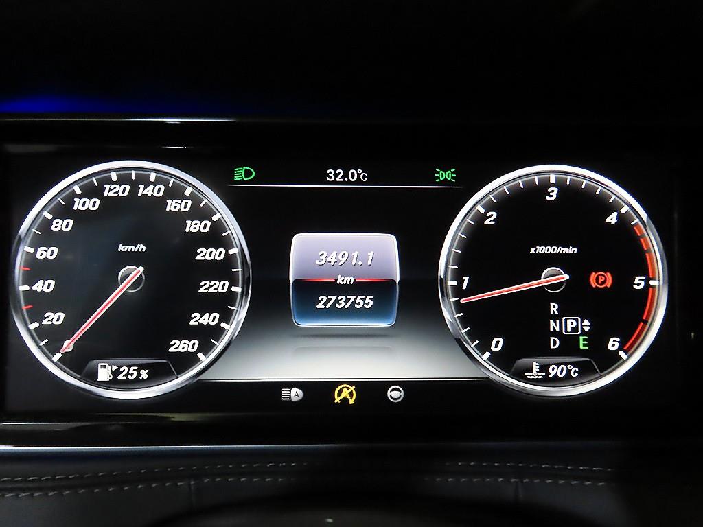 Mercedes Benz S Class - Vista 11
