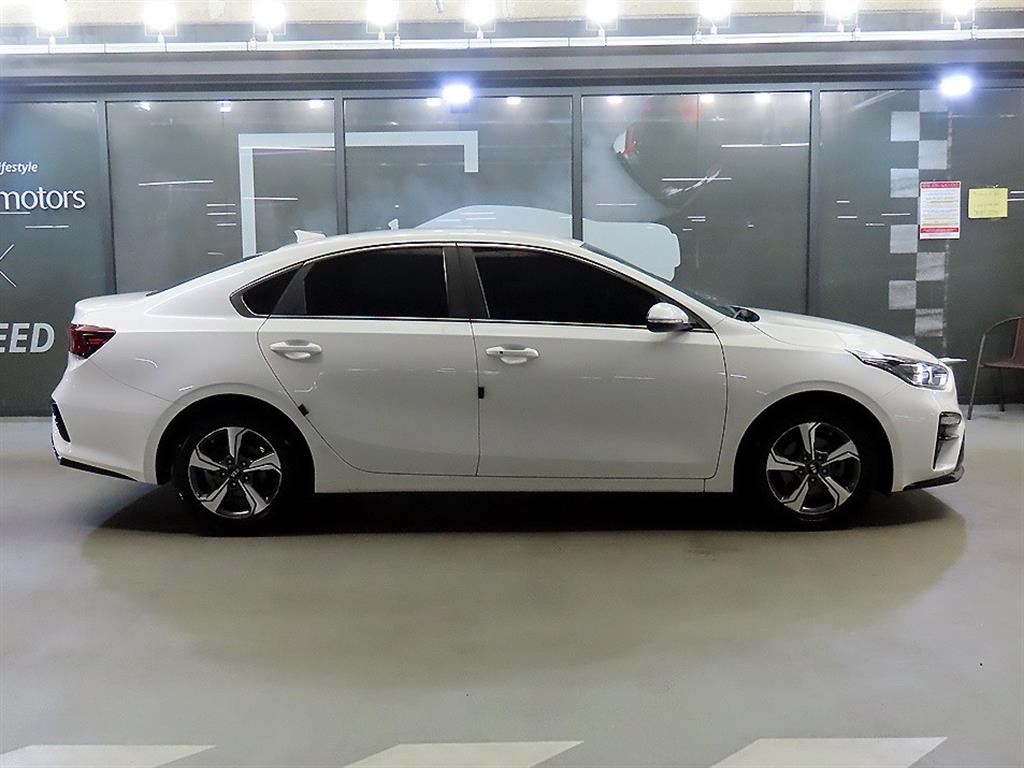 KIA K3 - Vista 3