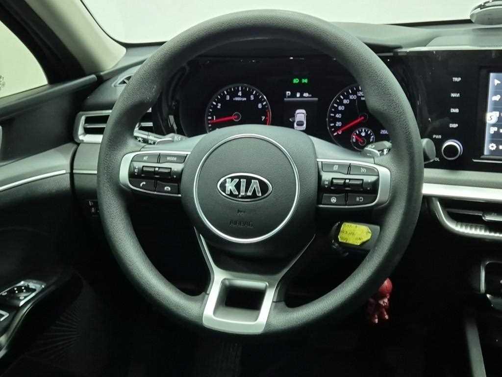 KIA K5 - Vista 11
