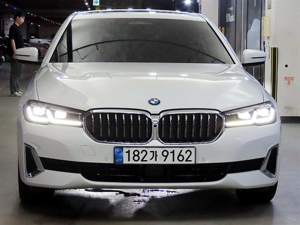BMW 5 Series - Vista 2