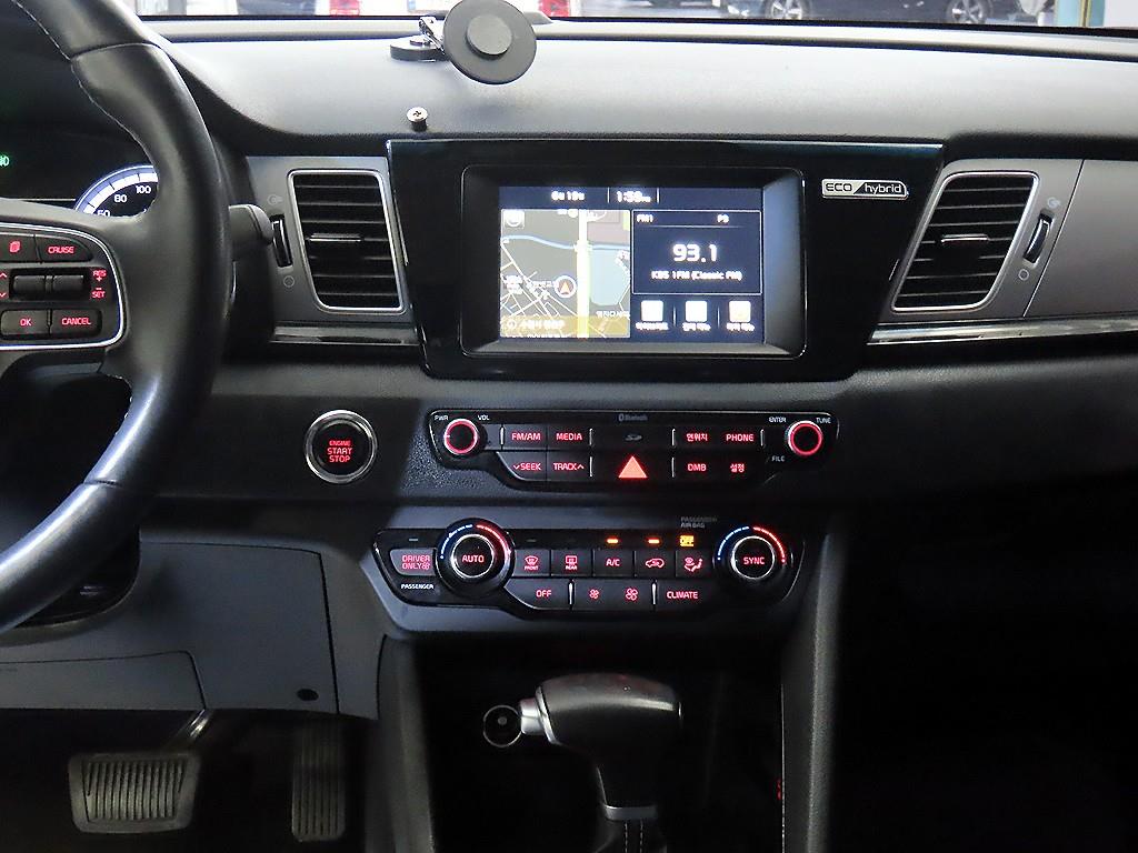 KIA Niro 2016 Plateado - Importación desde Corea - HF Imports Iquique - Foto 13