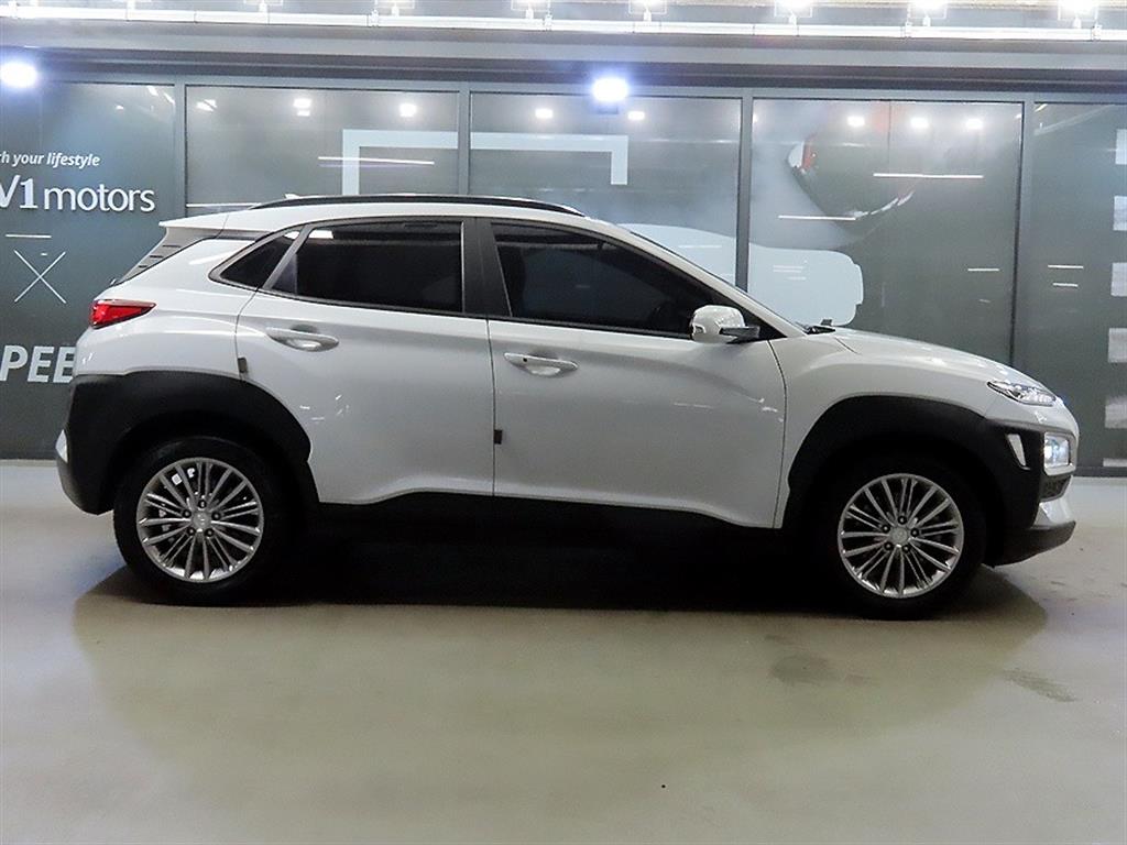 HYUNDAI Kona - Vista 3
