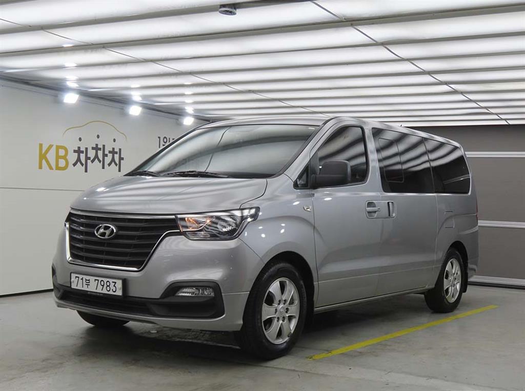 HYUNDAI Starex 2020 Gris - Importación desde Corea - HF Imports Iquique - Foto 1