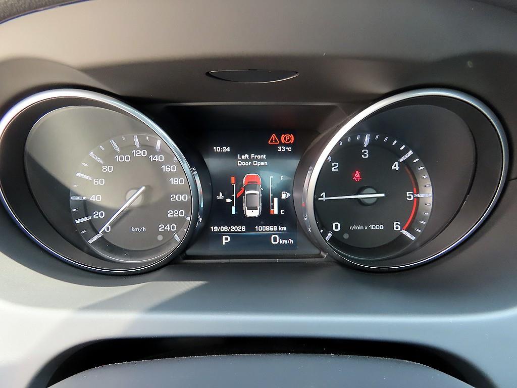 Land Rover Discovery Sports - Vista 11