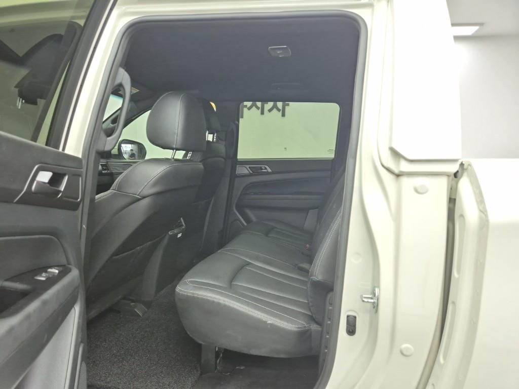 Ssangyong Rexton 2023 Blanco - Importación desde Corea - HF Imports Iquique - Foto 14