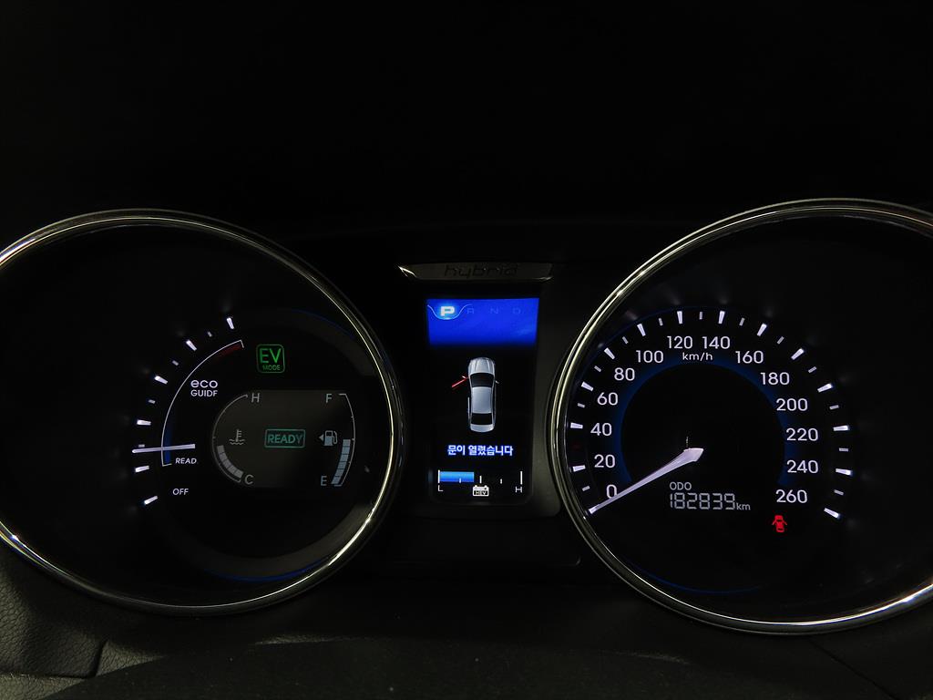 HYUNDAI Sonata - Vista 11