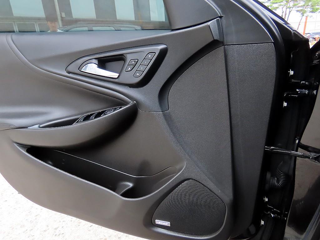 Chevrolet Malibu 2022 Negro - Importación desde Corea - HF Imports Iquique - Foto 13