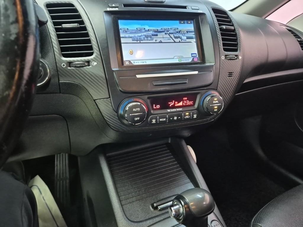 KIA K3 2015 Blanco - Importación desde Corea - HF Imports Iquique - Foto 18
