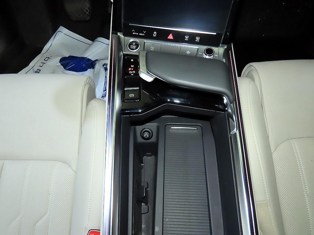 Audi e-Tron 2021 Blanco - Importación desde Corea - HF Imports Iquique - Foto 13