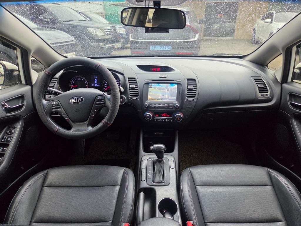 KIA K3 - Vista 7