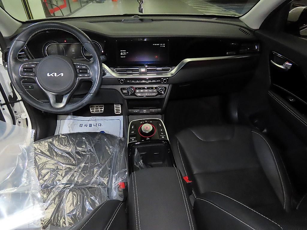 KIA Niro - Vista 12