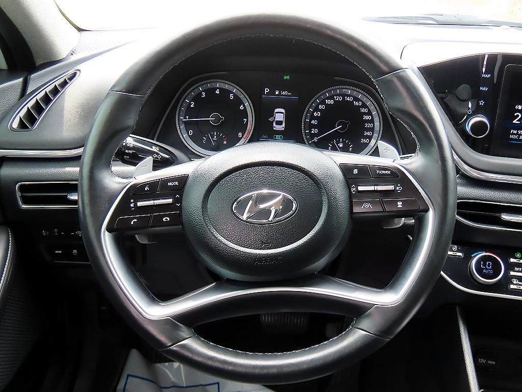 HYUNDAI Sonata - Vista 9