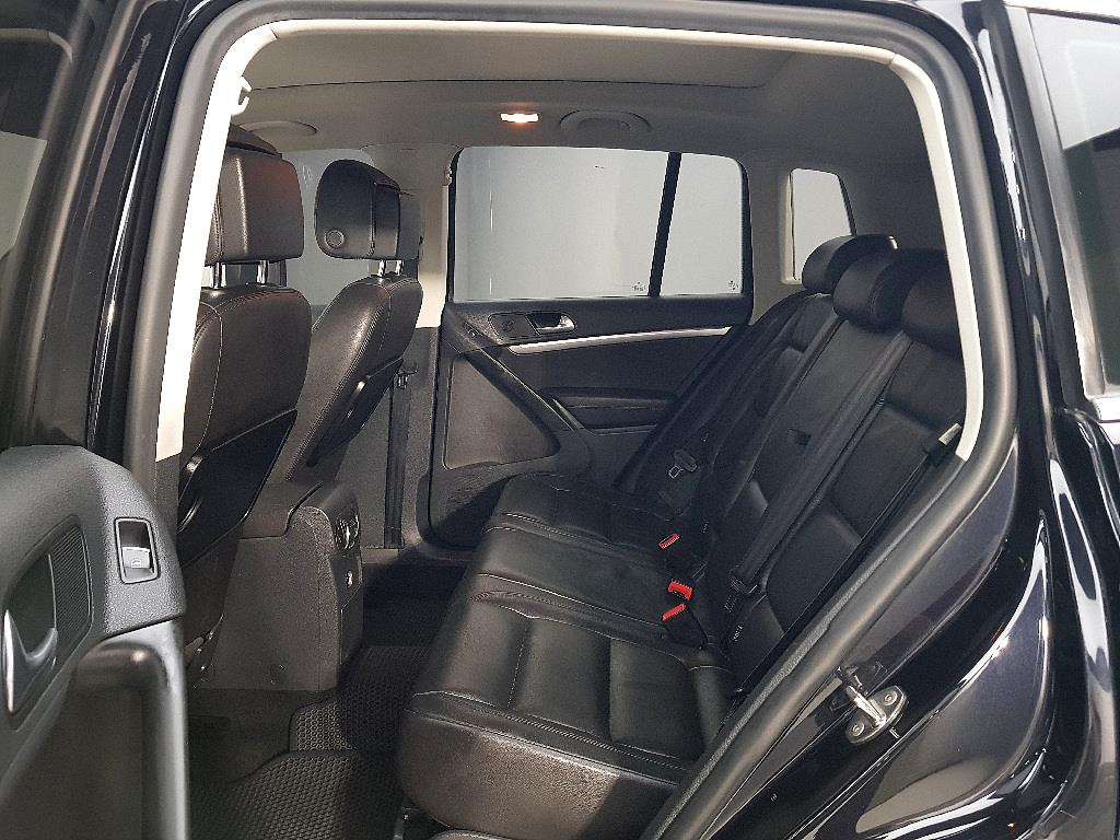 Volkswagen Tiguan - Vista 11