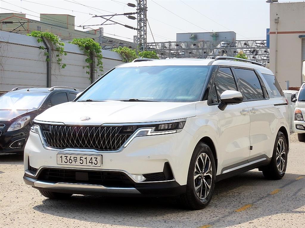 KIA Carnival - Vista 2
