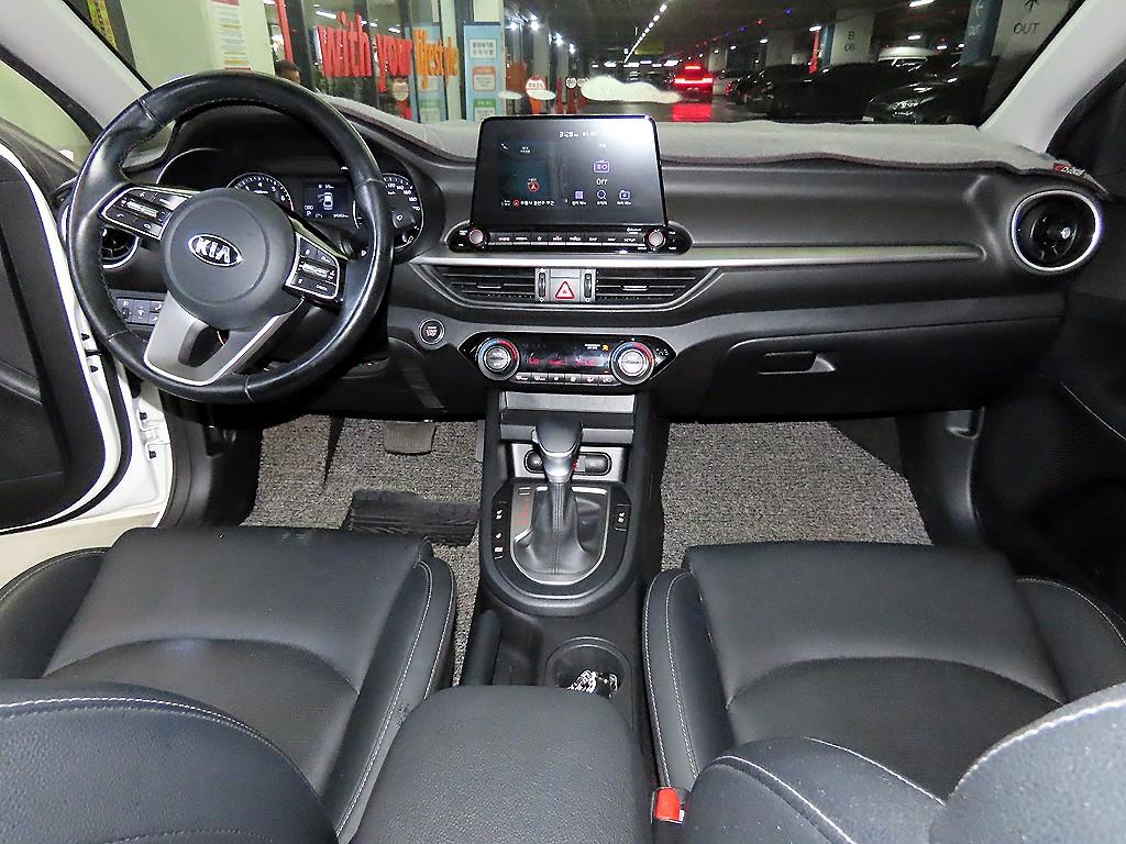 KIA K3 - Vista 12