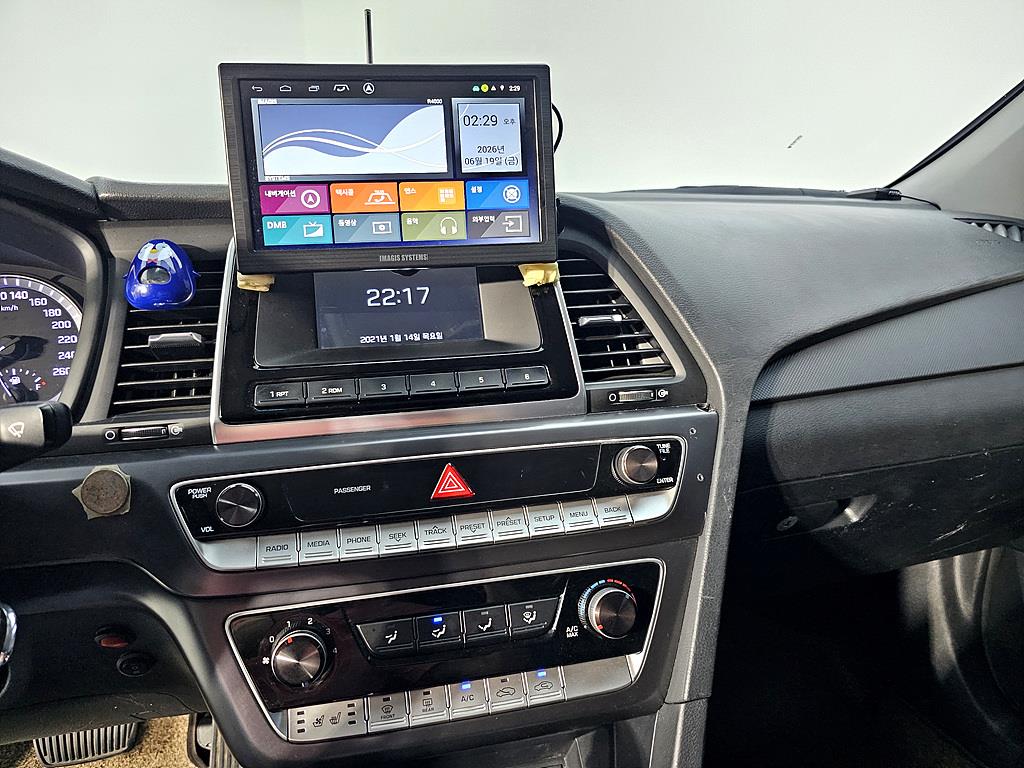 HYUNDAI Sonata 2019 Plateado - Importación desde Corea - HF Imports Iquique - Foto 18