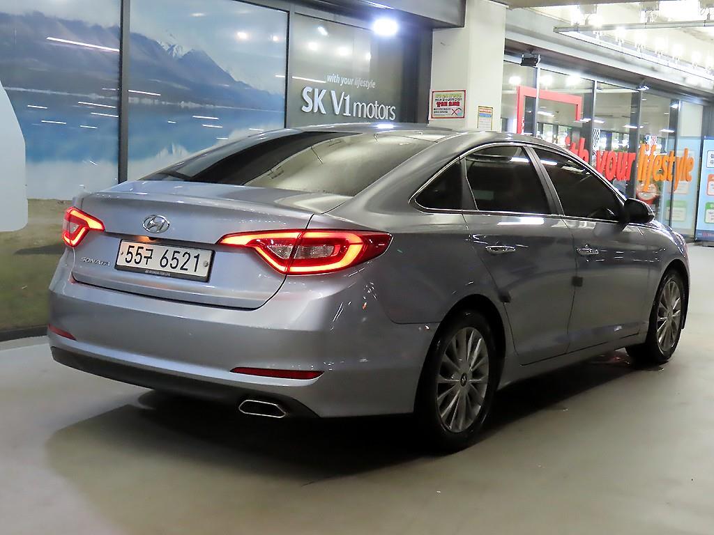 HYUNDAI Sonata - Vista 6